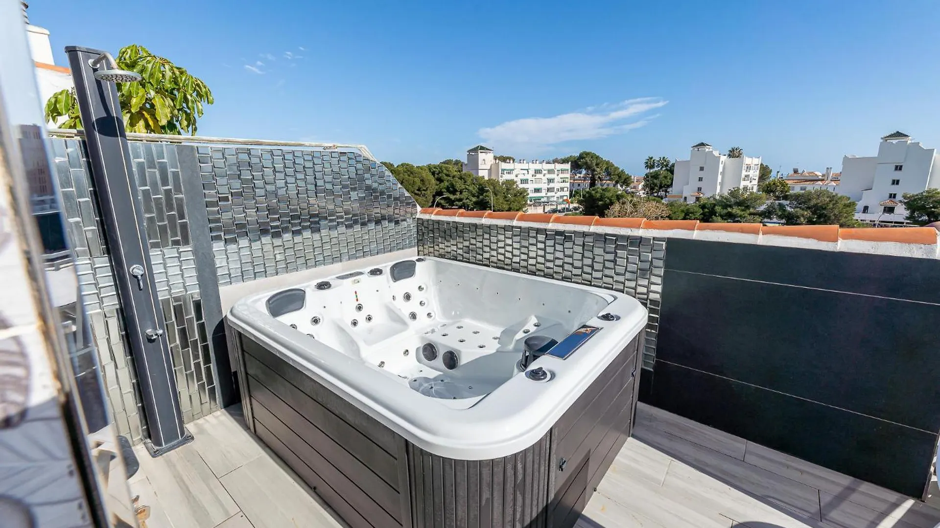 Holiday Rental Apartment With Terrace Attic Views Torremolinos